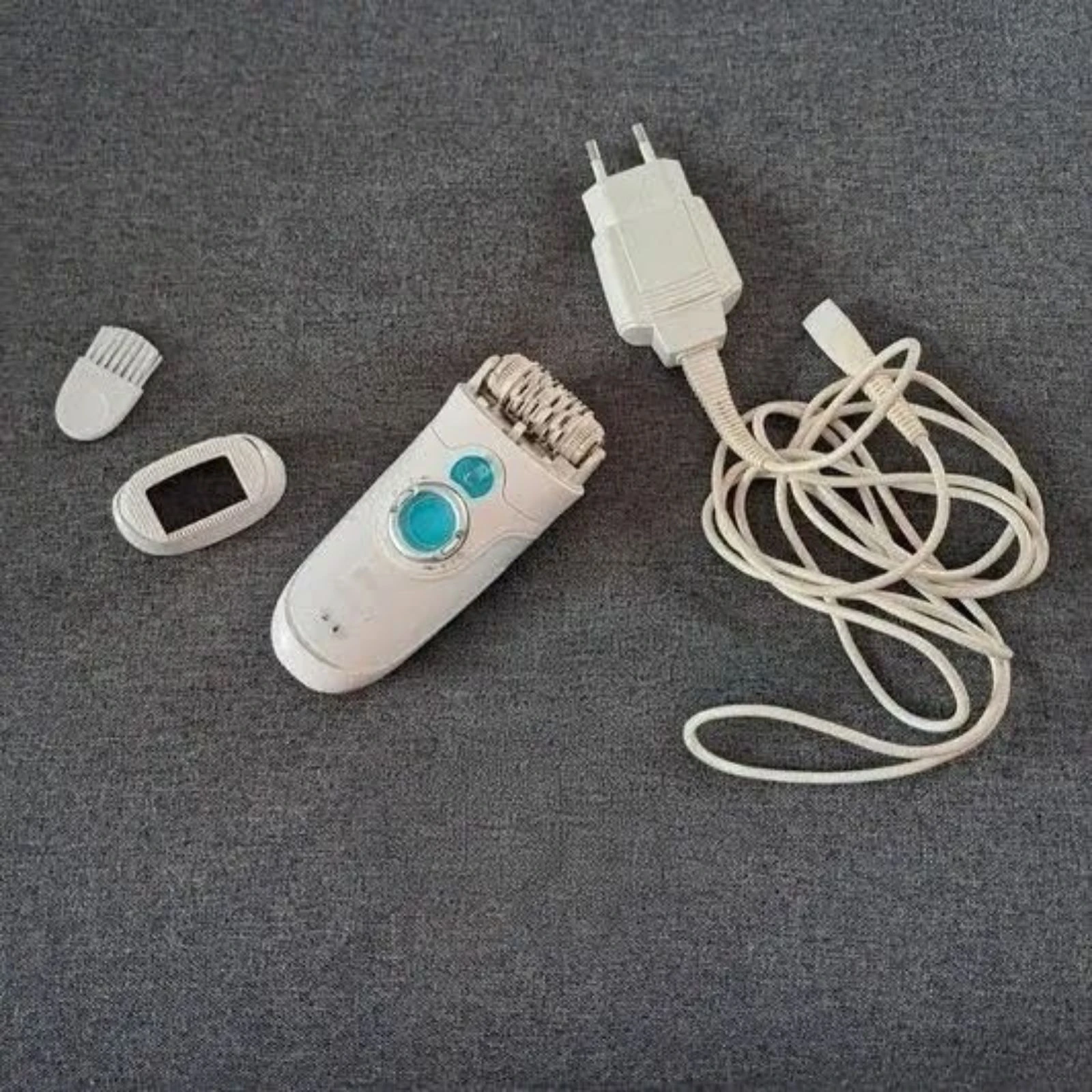 Épilateur électrique sans fil Braun silk epil 7 wet and dry étanche et rechargeable  – photo 2